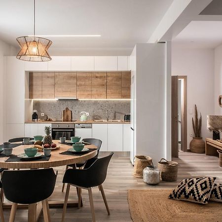 Khroma Luxury Suite 1 Beach Front Apartment ヘルソニソス エクステリア 写真