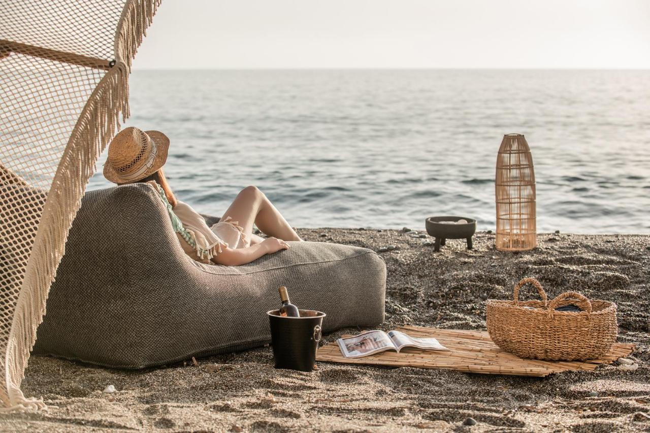 Khroma Luxury Suite 1 Beach Front Apartment ヘルソニソス エクステリア 写真