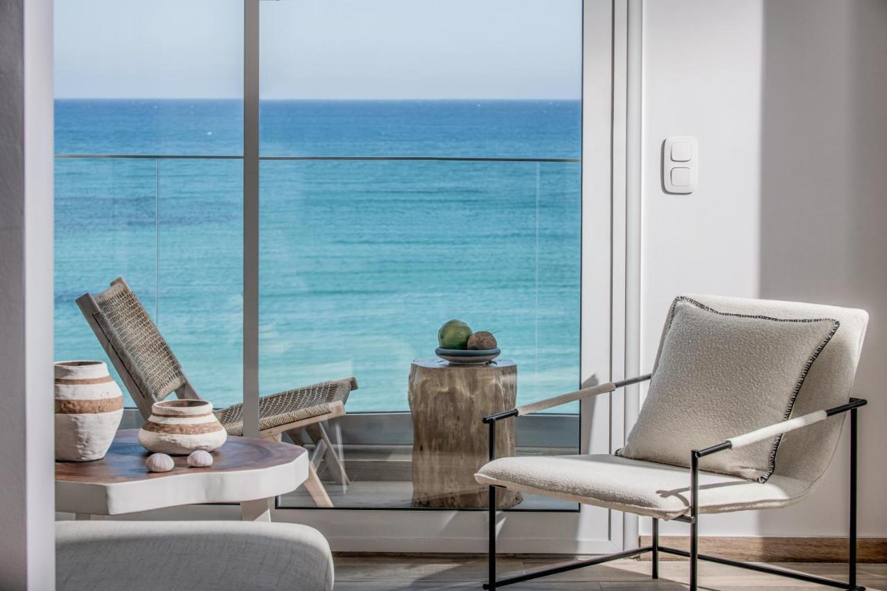 Khroma Luxury Suite 1 Beach Front Apartment ヘルソニソス エクステリア 写真
