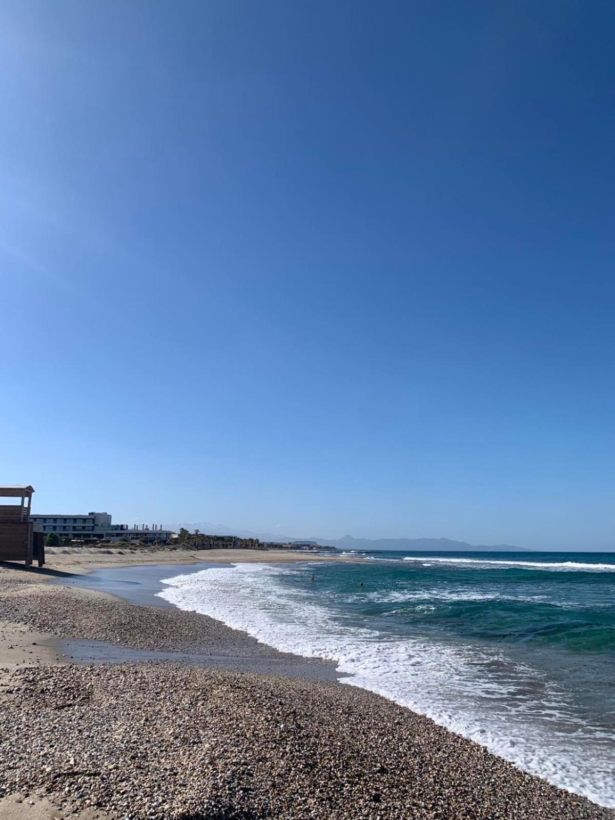 Khroma Luxury Suite 1 Beach Front Apartment ヘルソニソス エクステリア 写真