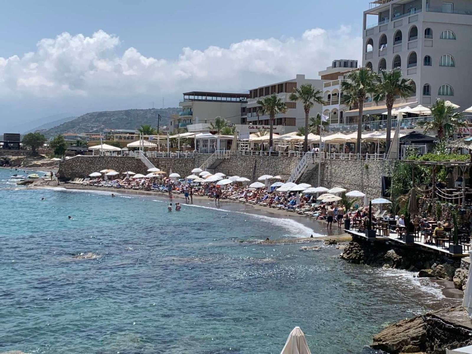 Khroma Luxury Suite 1 Beach Front Apartment ヘルソニソス エクステリア 写真
