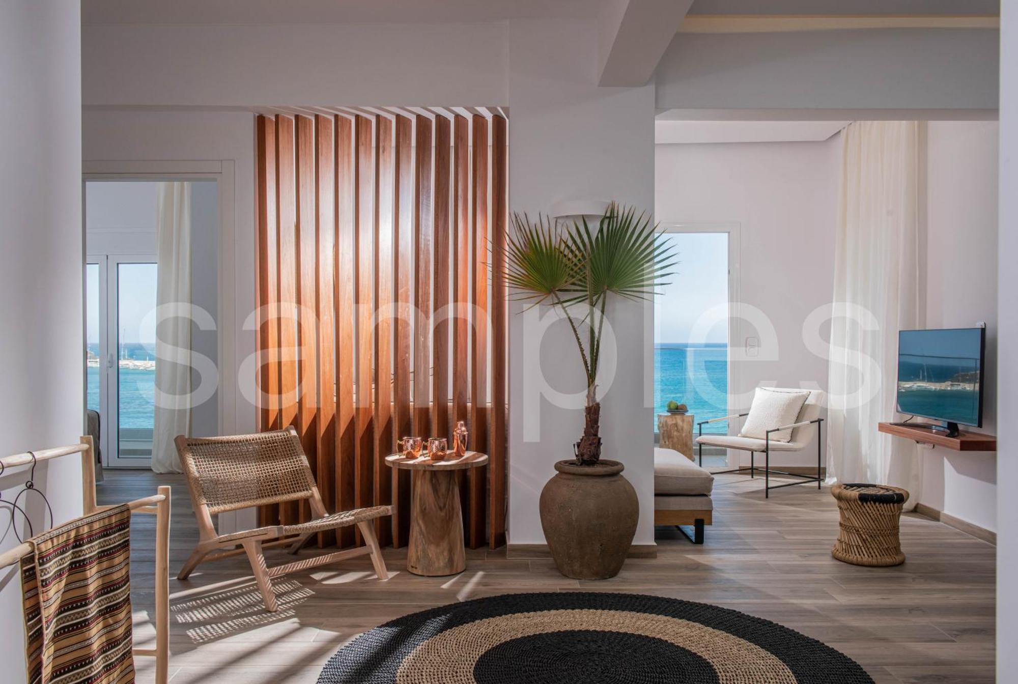 Khroma Luxury Suite 1 Beach Front Apartment ヘルソニソス エクステリア 写真